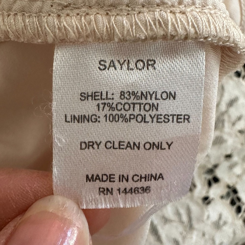 Saylor Maggy Lace Dress Size L Beige Ivory Flared Hemline Floral Deep V Neck - Picture 8 of 8